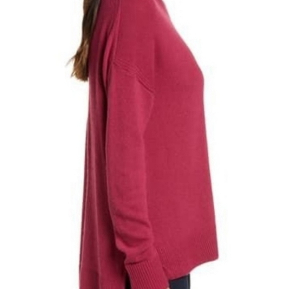 Chelsea 28 High/Low Crewneck Sweater SZ Med - Picture 2 of 8